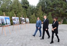 President Aliyev, first lady arrive in Naftalan District (PHOTO)