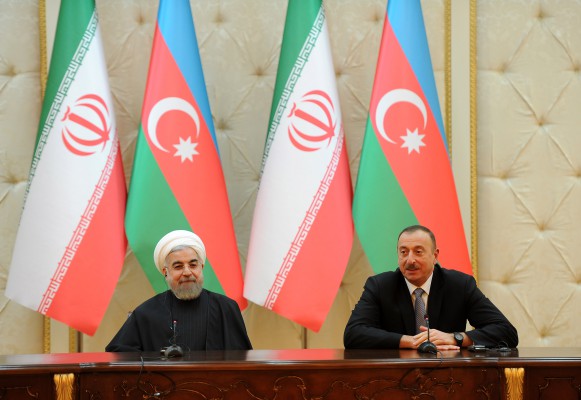 Azerbaijani, Iranian presidents hold one-on-one meeting (PHOTO)