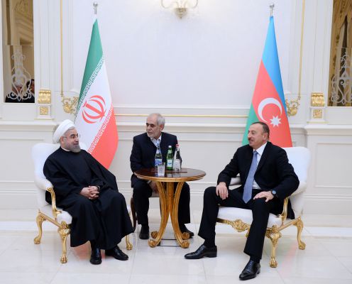 Azerbaijani, Iranian presidents hold one-on-one meeting (PHOTO)