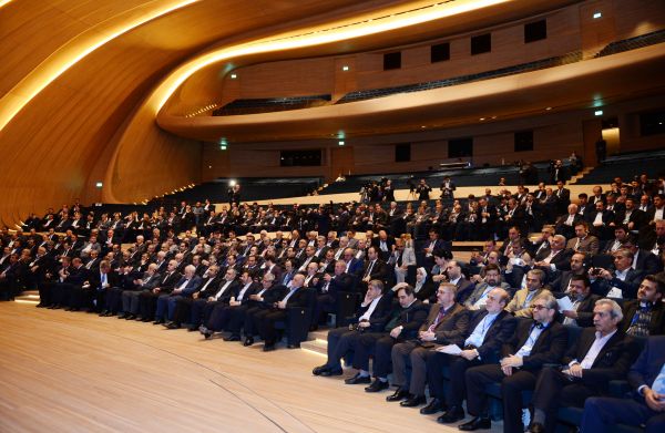 Azerbaijani, Iranian presidents attend business forum in Baku