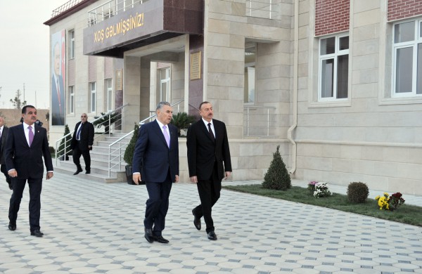 President Ilham Aliyev attended the opening of a new IDP settlement in Ganja