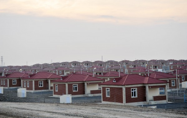 President Ilham Aliyev attended the opening of a new IDP settlement in Ganja