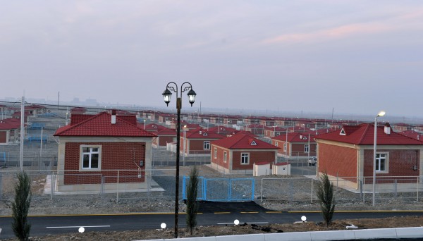 President Ilham Aliyev attended the opening of a new IDP settlement in Ganja