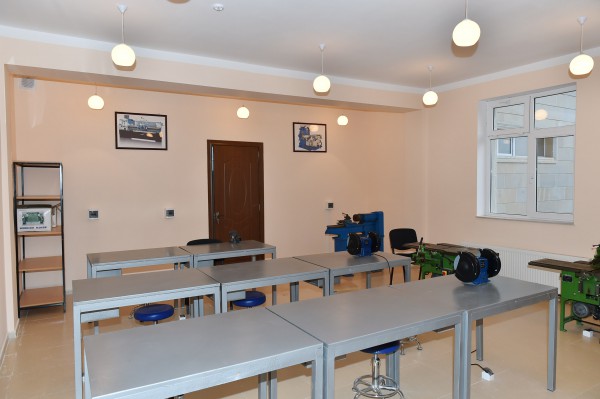 President Ilham Aliyev attended the opening of a new IDP settlement in Ganja