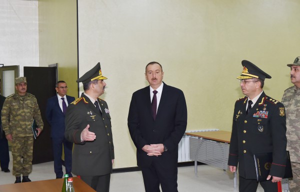 President Ilham Aliyev attended the opening of a new building of the headquarters in the military town of Shamkir military formation (PHOTO)