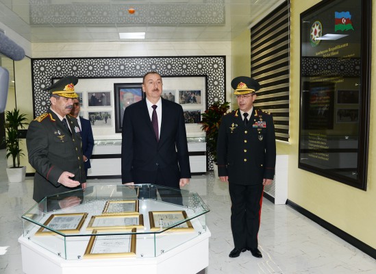 President Ilham Aliyev attended the opening of a new building of the headquarters in the military town of Shamkir military formation (PHOTO)
