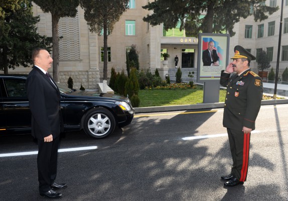 President Ilham Aliyev attended the opening of a new building of the headquarters in the military town of Shamkir military formation (PHOTO)