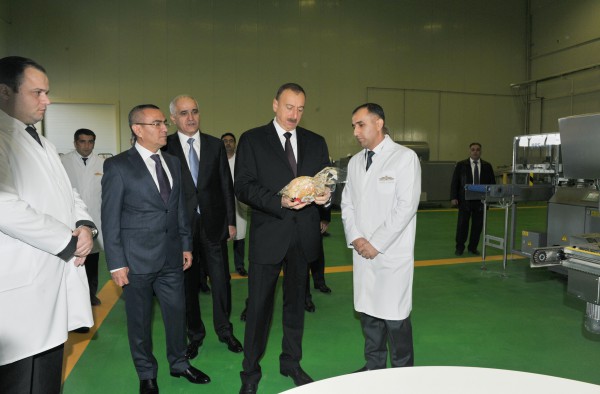 President Ilham Aliyev attended the opening of a bread factory in Shamkir (PHOTO)