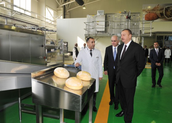 President Ilham Aliyev attended the opening of a bread factory in Shamkir (PHOTO)