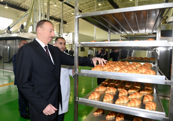 President Ilham Aliyev attended the opening of a bread factory in Shamkir (PHOTO)
