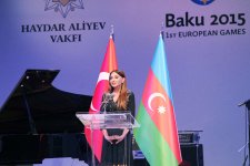 Azerbaijani first lady attends Baku 2015 European Games ceremony in Istanbul (PHOTO)