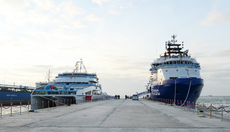 Ilham Aliyev attended a ceremony to inaugurate the fast crew boat after Muslim Magomayev