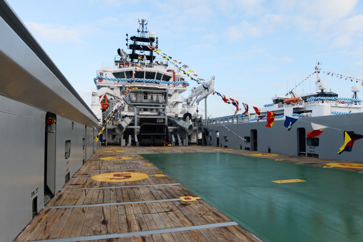 Ilham Aliyev attended a ceremony to inaugurate the fast crew boat after Muslim Magomayev