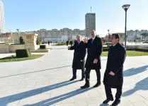 Azerbaijani president attends opening of Yasamal park (PHOTO)