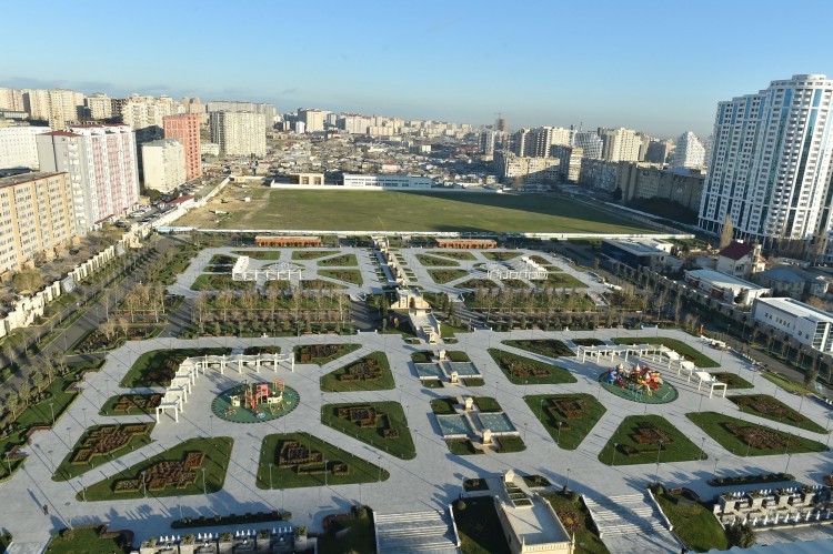 Azerbaijani president attends opening of Yasamal park (PHOTO)