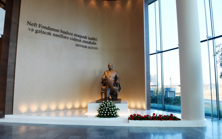 President Aliyev, his spouse attend opening of SOFAZ’s new administrative building (PHOTO)