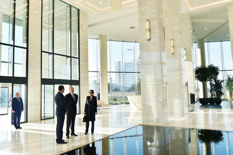 President Aliyev, his spouse attend opening of SOFAZ’s new administrative building (PHOTO)