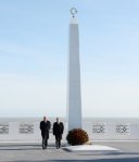President Ilham Aliyev reviewed the ongoing reconstruction work in park in Sumgayit