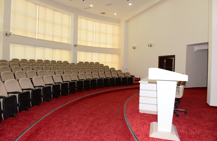 President Ilham Aliyev attended the opening of the Youth House in Sumgayit