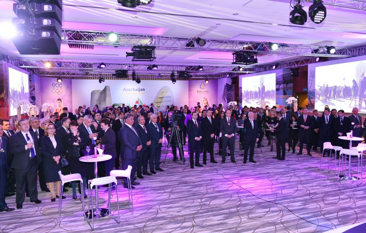 Azerbaijani president attends presentation of Baku-2015 First European Games in Davos (PHOTO)