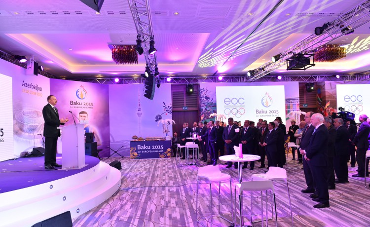 Azerbaijani president attends presentation of Baku-2015 First European Games in Davos (PHOTO)