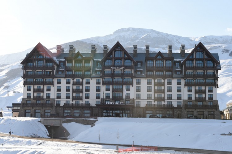 Azerbaijani president and his spouse visit Shahdag tourism complex (PHOTO)