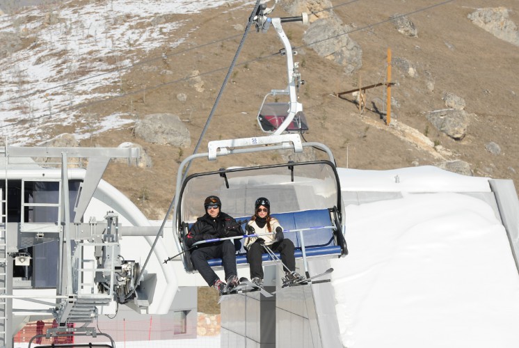 Azerbaijani president and his spouse visit Shahdag tourism complex (PHOTO)