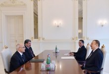 Azerbaijani president, Algeria’s minister discuss co-op in energy field