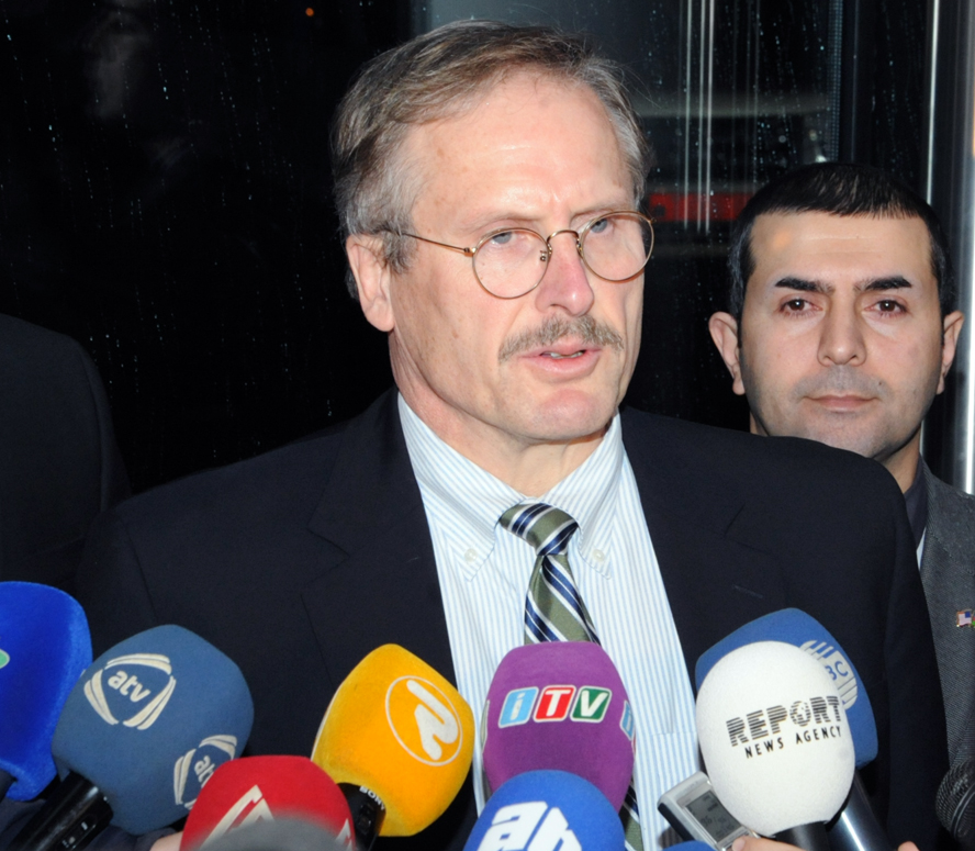 New ambassador eyes strengthening US-Azerbaijan relations through local public