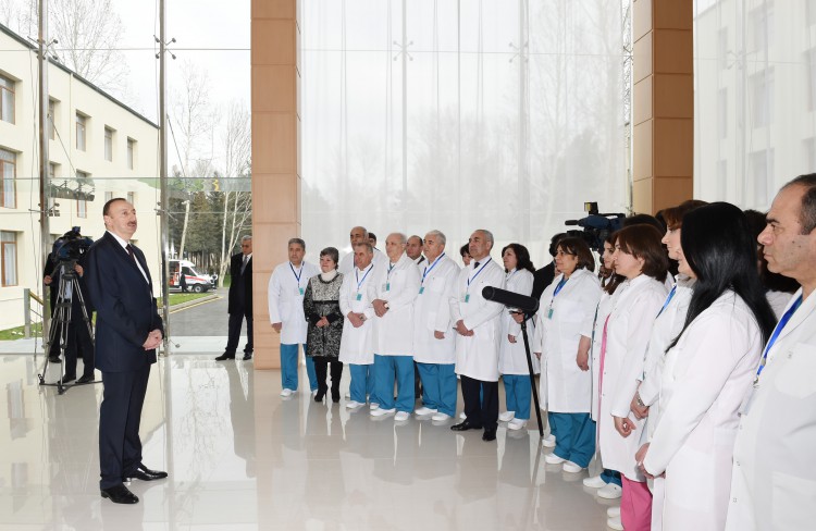 President Ilham Aliyev reviews reconstruction work at Mingachevir City Central Hospital