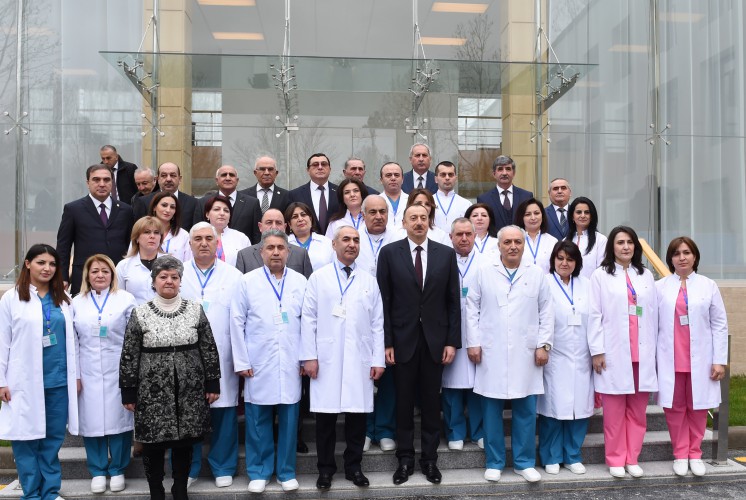 President Ilham Aliyev reviews reconstruction work at Mingachevir City Central Hospital