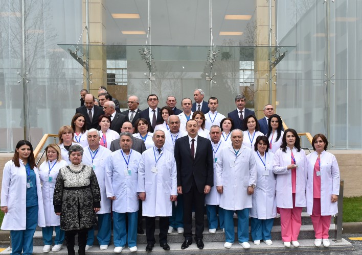 President Ilham Aliyev reviews reconstruction work at Mingachevir City Central Hospital