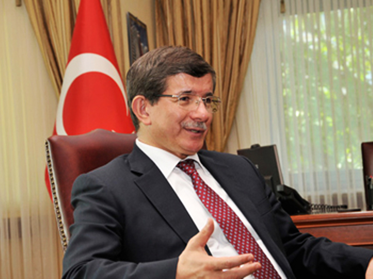 Turkish PM reassures investors on stability