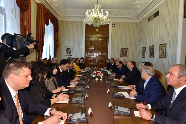 Azerbaijan, Bulgaria discuss investment, TAP, Tanap strategic projects