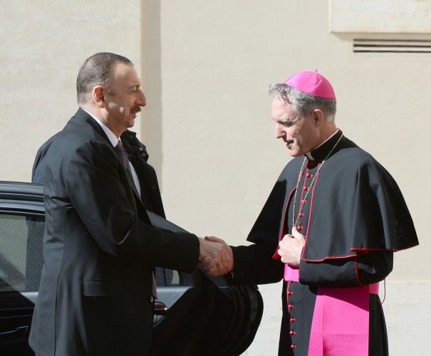 President Ilham Aliyev and his spouse met Pope Francis (PHOTO)