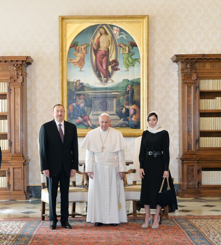 President Ilham Aliyev and his spouse met Pope Francis (PHOTO)