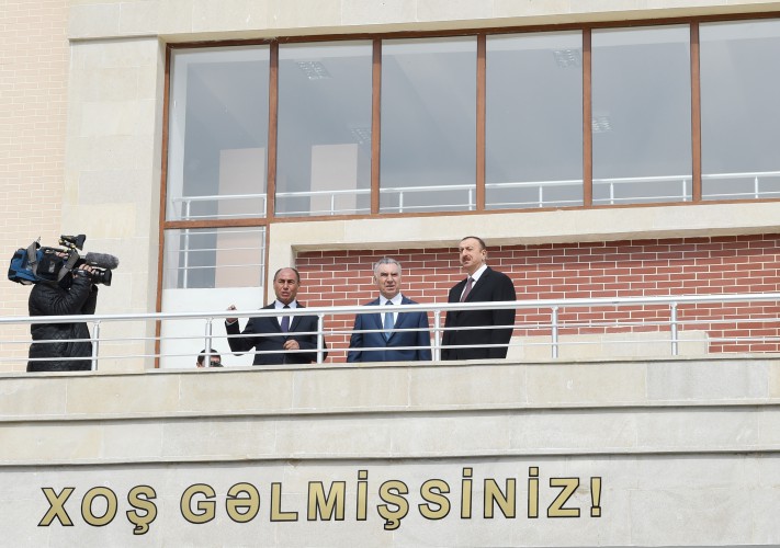 President Ilham Aliyev reviews newly-built residential complex for IDP families in Barda