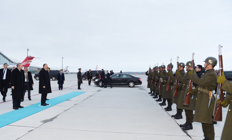 President Ilham Aliyev ended his working visit to Kars (PHOTO)