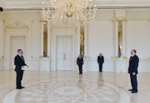 Azerbaijani president receives credentials from ambassadors of several countries (PHOTO)