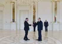 Azerbaijani president receives credentials from ambassadors of several countries (PHOTO)