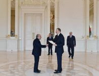 Azerbaijani president receives credentials from ambassadors of several countries (PHOTO)