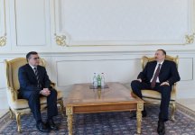 Azerbaijani president receives credentials from ambassadors of several countries (PHOTO)