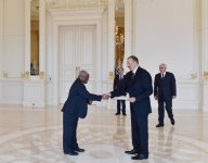 Azerbaijani president receives credentials from ambassadors of several countries (PHOTO)