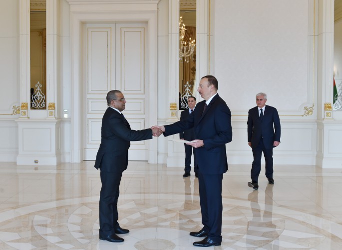 Azerbaijani president receives credentials from ambassadors of several countries (PHOTO)