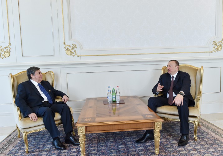 Azerbaijani president receives credentials from ambassadors of several countries (PHOTO)