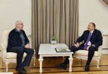 Azerbaijani president receives Russian film director