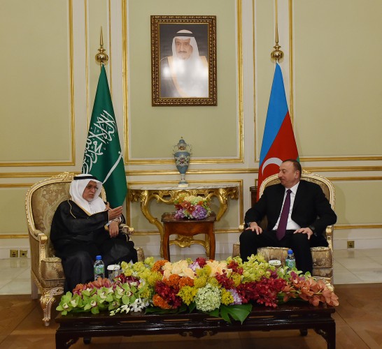 President Ilham Aliyev meets Chairman of the Council of Saudi Chambers (PHOTO)