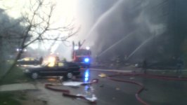 Fire in residential building in Baku was extinguished
(PHOTO, VIDEO)