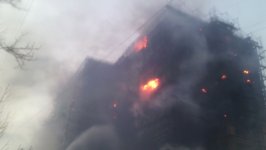 Fire in residential building in Baku was extinguished
(PHOTO, VIDEO)