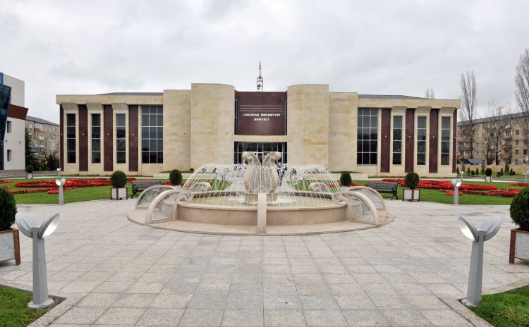 President Ilham Aliyev reviewed the Culture Center in Lankaran after major overhaul (PHOTO)